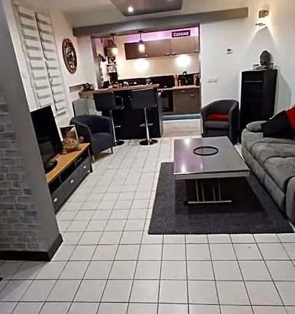 La Maison D D Emmanuelle Bed & Breakfast 3*